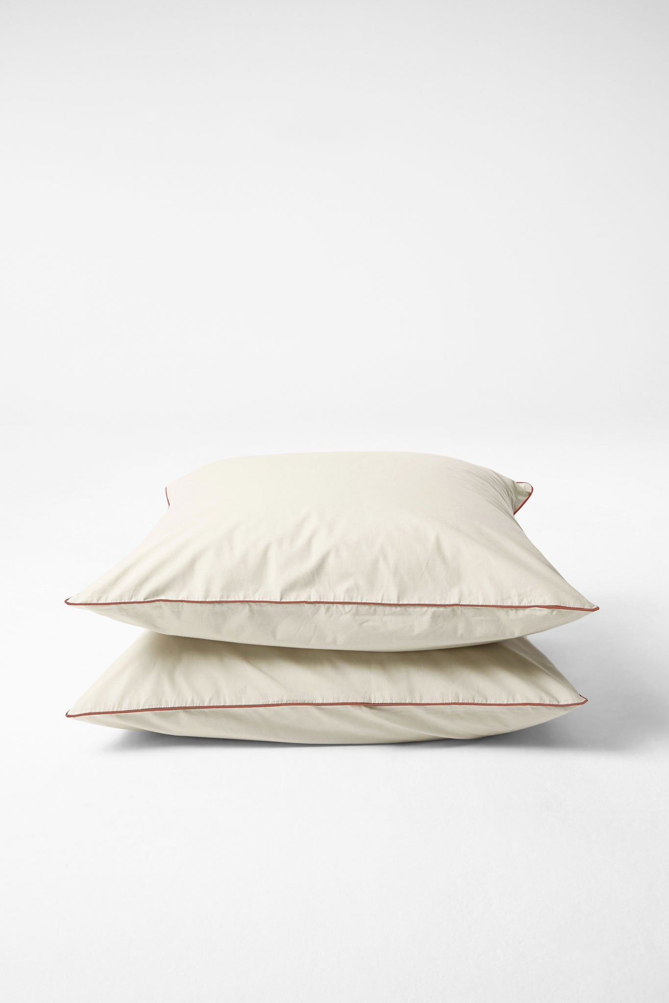 Euro Pillowcase Pair in Contrast Edge - Canvas and Ochre Red